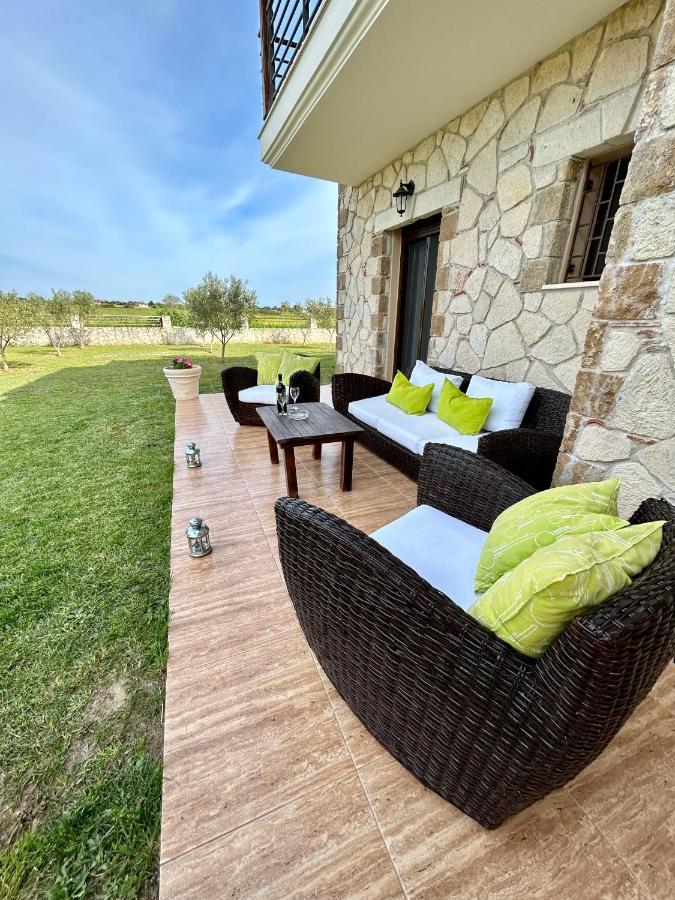 My Bright House Villa Afytos Luaran gambar